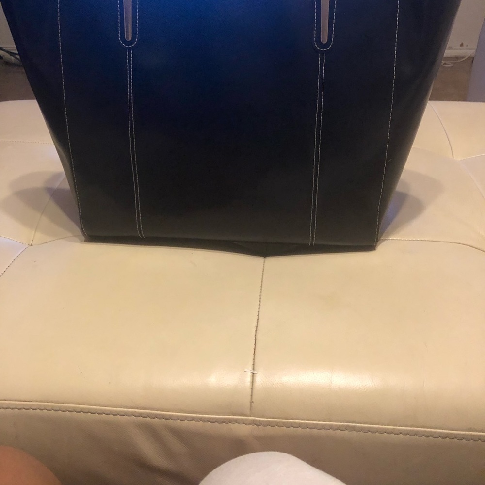 McKlein Black Laptop Bag - Picture 5 of 8